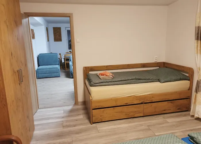 Pri Parku *